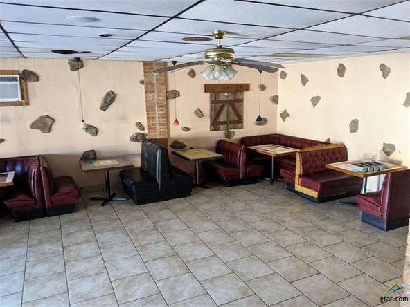 102 E Broadway St, Big Sandy, TX 75755